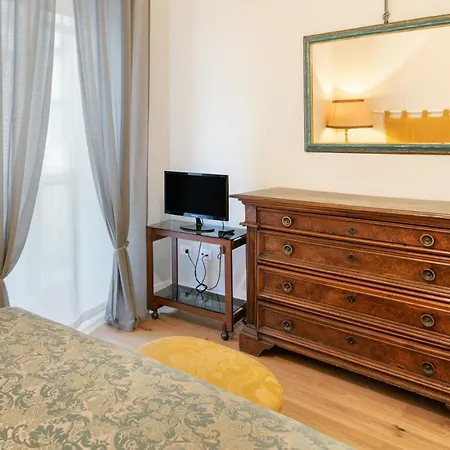 Appartement Giovanni Angelico Wood And Design Florence